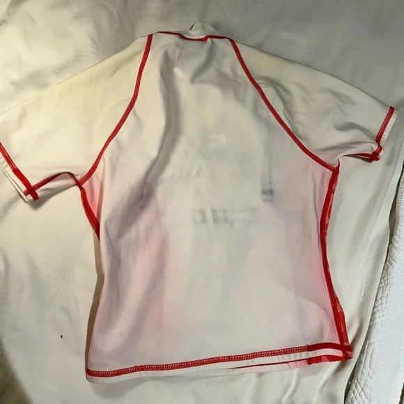 Rip Curl Cream and Red Rash Guard - Picture 7 of 7